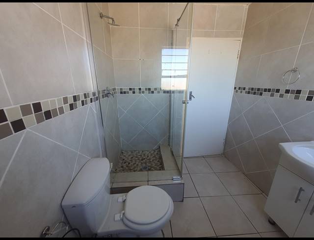 2 BEDROOM APARTMENT FOR SALE IN VORNA VALLEY